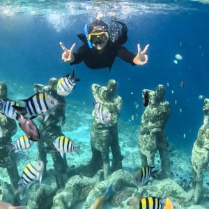From Gili Trawangan Lombok: Public Snorkeling and Barbecue